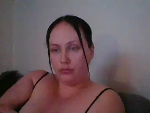 Snapshot of CurvyQueen2023 chatting on 11, 3, 2025 CurvyQueen2023 online show from 11, 3, 2025