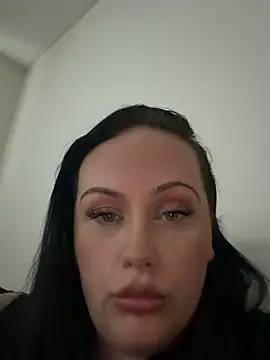 CurvyQueen2023 online show from 28, 3, 2026