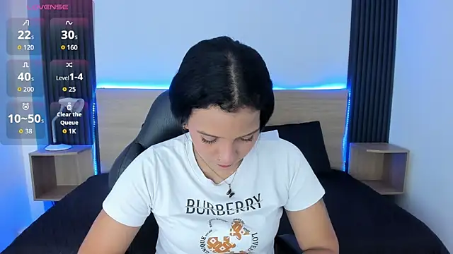 Chiqui milk  online show from 11, 10, 2025