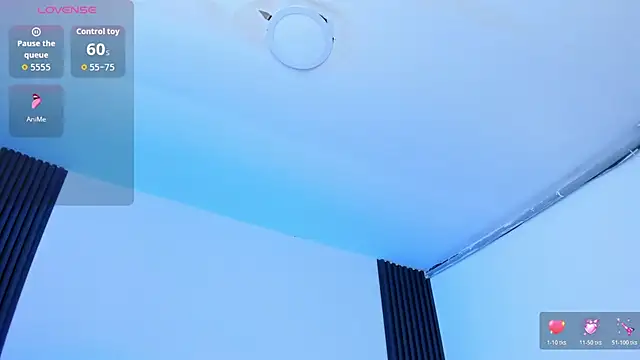 Chiqui milk  online show from 3, 11, 2025