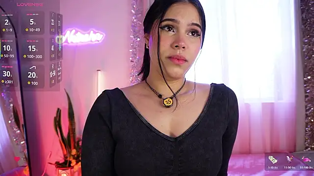 Natasha  Sccott online show from 12, 3, 2026