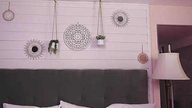 LinaReese online show from 26, 11, 2025