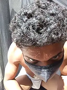 curlyhairboy  online show from 18, 3, 2025