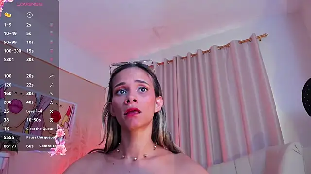 SkiinnyAna online show from 22, 2, 2025