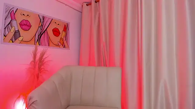 Snapshot of SkiinnyAna chatting on 2, 6, 2026 SkiinnyAna online show from 2, 6, 2026
