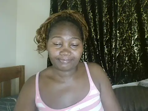 Sexxy pretty24 online show from 17, 11, 2025