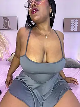 Esmeralda Duarte online show from 11, 5, 2026