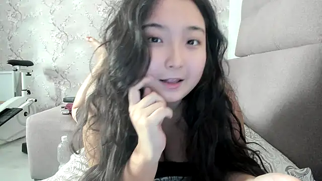 cutie mio online show from 12, 9, 2025