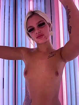 IrishTeenBarbie69 online show from 6, 12, 2024