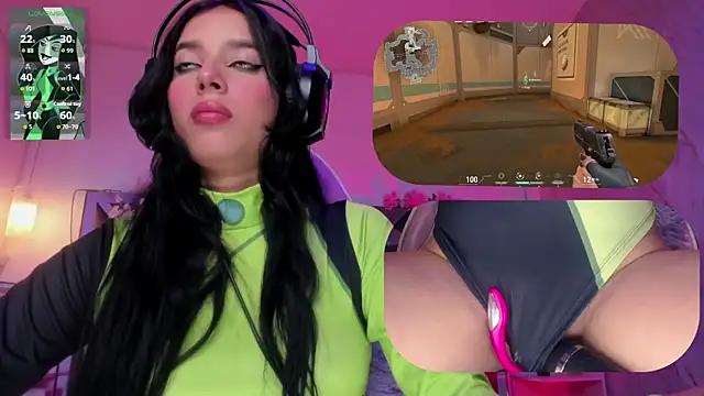 SweetieCloe  online show from 14, 11, 2025