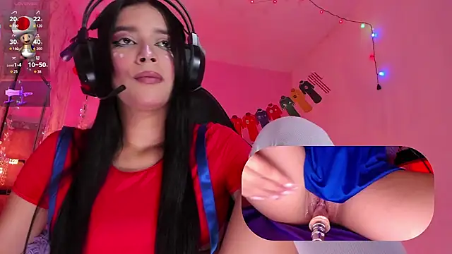 Snapshot of SweetieCloe_ chatting on 10, 7, 2026 SweetieCloe online show from 10, 7, 2026