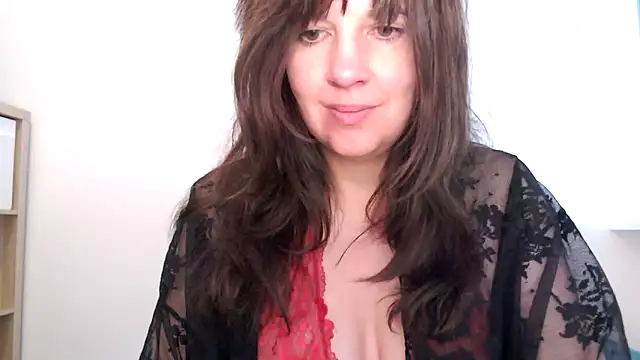 Ella Next Door online show from 21, 12, 2025