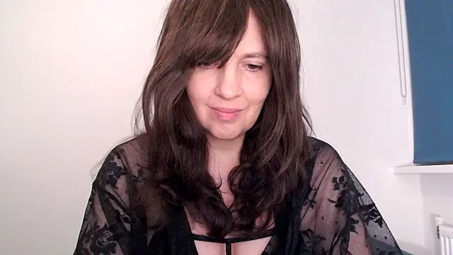 Ella Next Door online show from 4, 2, 2026