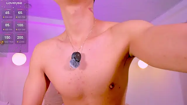 CodyTwink online show from 19, 4, 2026