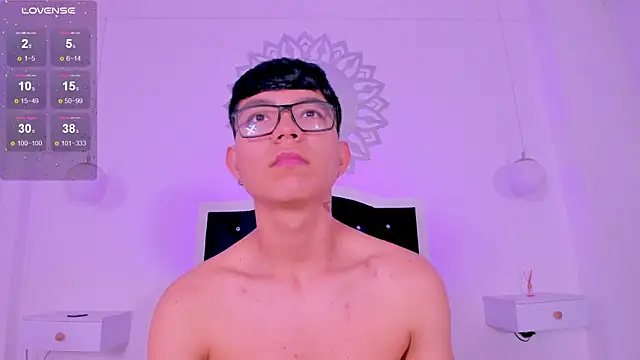 CodyTwink online show from 25, 11, 2025