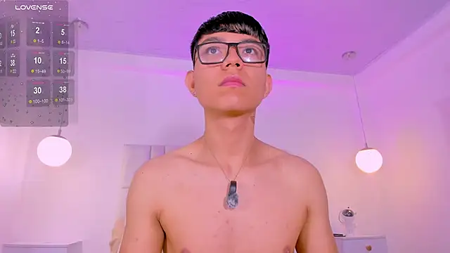 Snapshot of CodyTwink chatting on 30, 5, 2026 CodyTwink online show from 30, 5, 2026