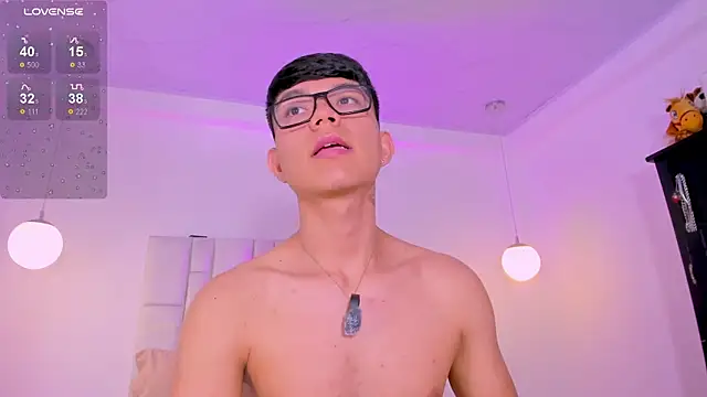 Snapshot of CodyTwink chatting on 22, 5, 2026 CodyTwink online show from 22, 5, 2026