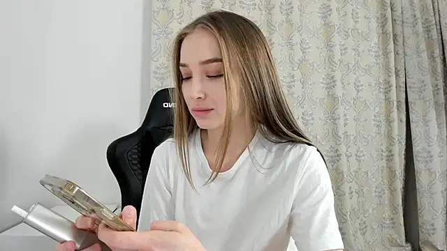 Sweet-bb online show from 10, 9, 2025