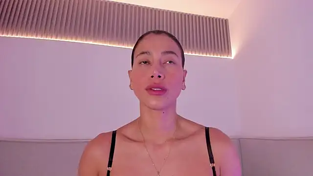 jasminehill  online show from 24, 3, 2026