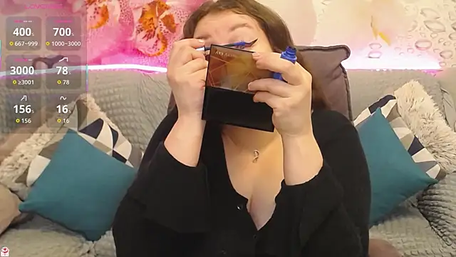 Nataly cute online show from 18, 4, 2026