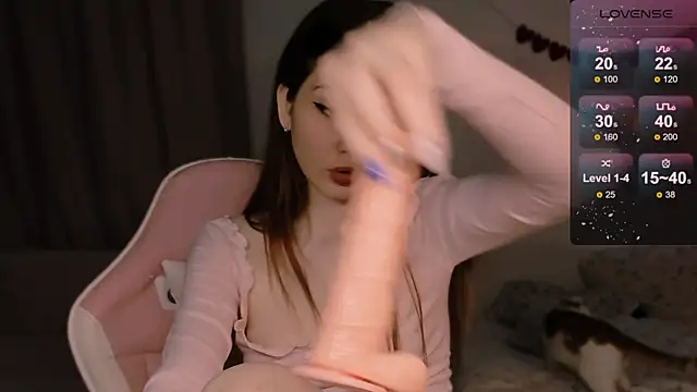 Snapshot of CoddleWeeper_ chatting on 25, 11, 2025 CoddleWeeper online show from 25, 11, 2025