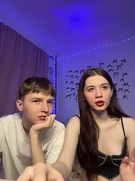 CoddleWeeper  online show from 6, 4, 2026