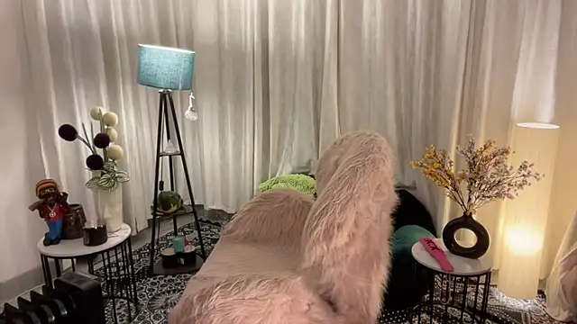 Unique-Beauty online show from 13, 2, 2025