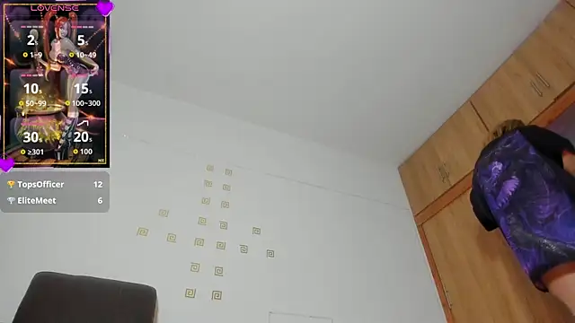 violetmontan online show from 4, 11, 2025