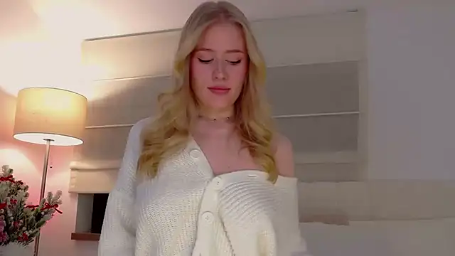 JuliaJaee online show from 6, 1, 2026