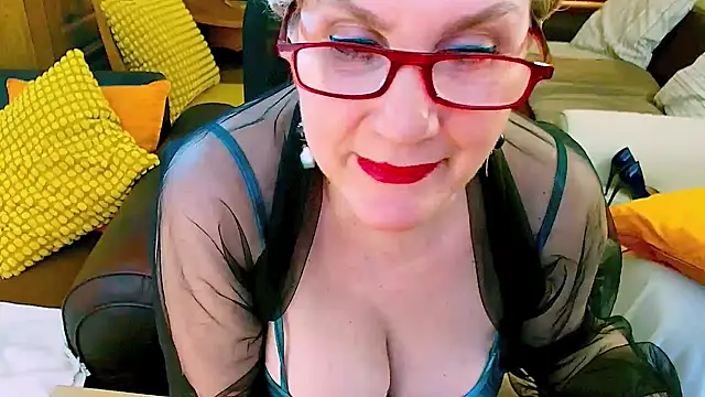 Snapshot of GattonaBiondona chatting on 27, 3, 2026 GattonaBiondona online show from 27, 3, 2026