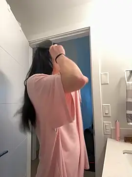 Snapshot of NattyFierros chatting on 26, 11, 2025 NattyFierros online show from 26, 11, 2025