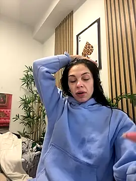 Snapshot of NattyFierros chatting on 18, 11, 2025 NattyFierros online show from 18, 11, 2025