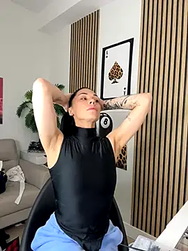 Snapshot of NattyFierros chatting on 3, 11, 2025 NattyFierros online show from 3, 11, 2025