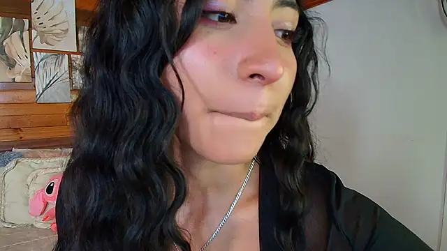 amber curly online show from 11, 2, 2026