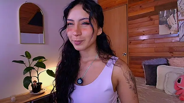 amber curly online show from 28, 7, 2026