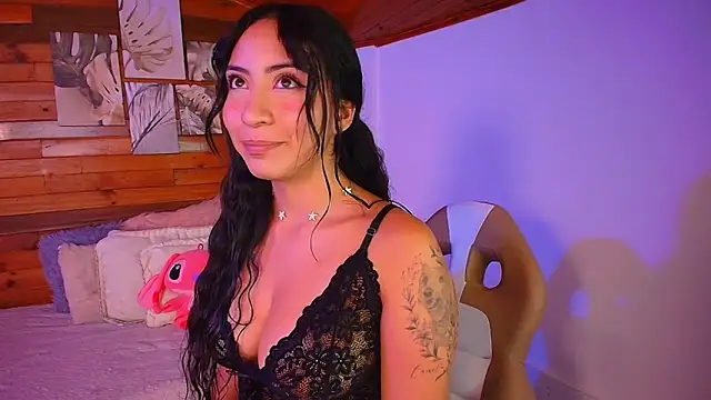 Snapshot of amber_curly chatting on 16, 10, 2025 amber curly online show from 16, 10, 2025