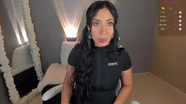 amber curly online show from 3, 12, 2024