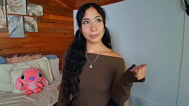 amber curly online show from 6, 2, 2026