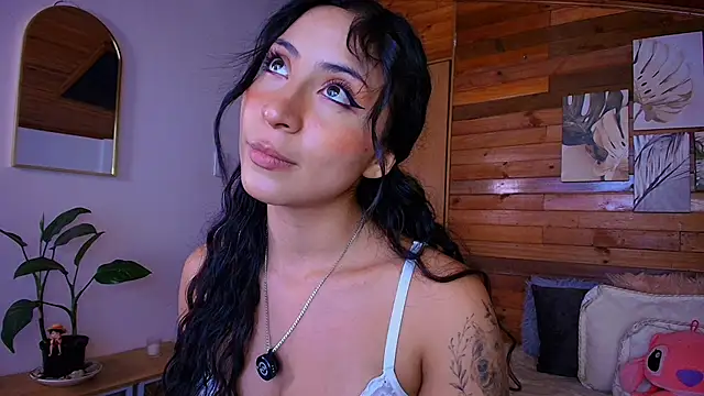Snapshot of amber_curly chatting on 2, 6, 2026 amber curly online show from 2, 6, 2026