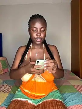 Snapshot of Tushy_baiby2000 chatting on 9, 9, 2025 Tushy baiby2000 online show from 9, 9, 2025