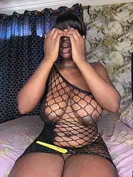 Snapshot of Tushy_baiby2000 chatting on 1, 3, 2025 Tushy baiby2000 online show from 1, 3, 2025