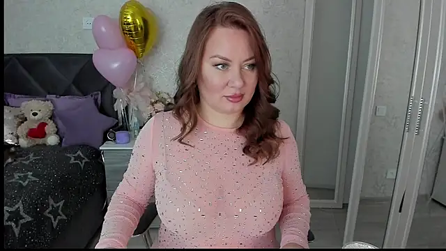 TwinklingStar  online show from 14, 2, 2025