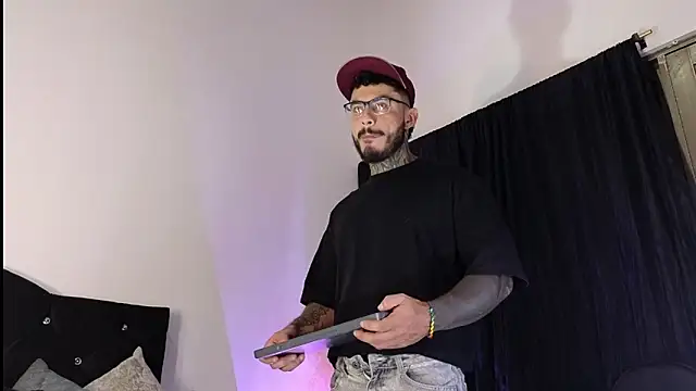 john cartter1 online show from 24, 10, 2025