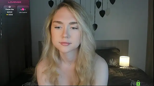 TheVanessaMaes online show from 24, 10, 2025