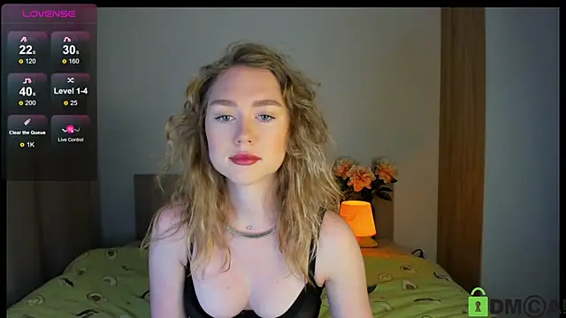 TheVanessaMaes online show from 6, 12, 2024