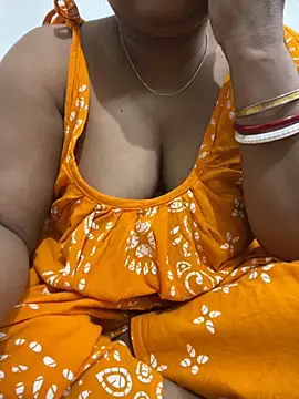 Snapshot of Nancy-22 chatting on 9, 11, 2025 Nancy-22 online show from 9, 11, 2025