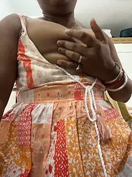 Snapshot of Nancy-22 chatting on 29, 10, 2025 Nancy-22 online show from 29, 10, 2025