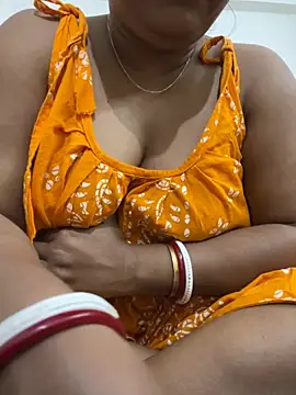 Snapshot of Nancy-22 chatting on 14, 11, 2025 Nancy-22 online show from 14, 11, 2025