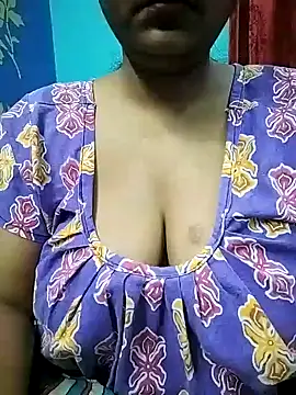 Snapshot of Nancy-22 chatting on 14, 1, 2025 Nancy-22 online show from 14, 1, 2025