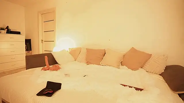 Snapshot of kris69kiss chatting on 27, 5, 2026 kris69kiss online show from 27, 5, 2026